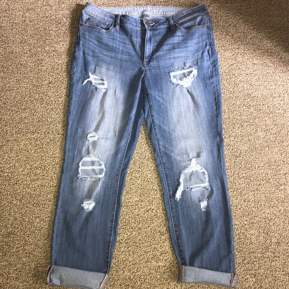 New York & Company Denim - NY&CO Soho Curvy Boyfriend Destroyed Cropped Jeans